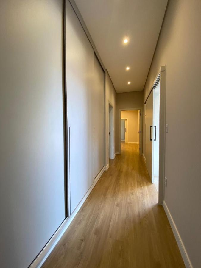 Casa à venda com 3 quartos, 200m² - Foto 17
