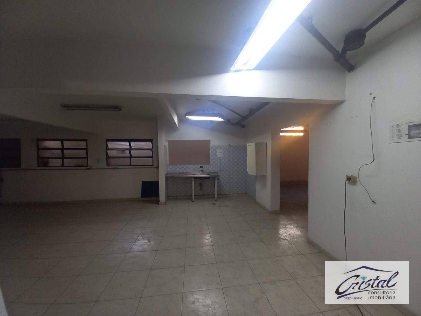 Depósito-Galpão-Armazém para alugar, 2800m² - Foto 20