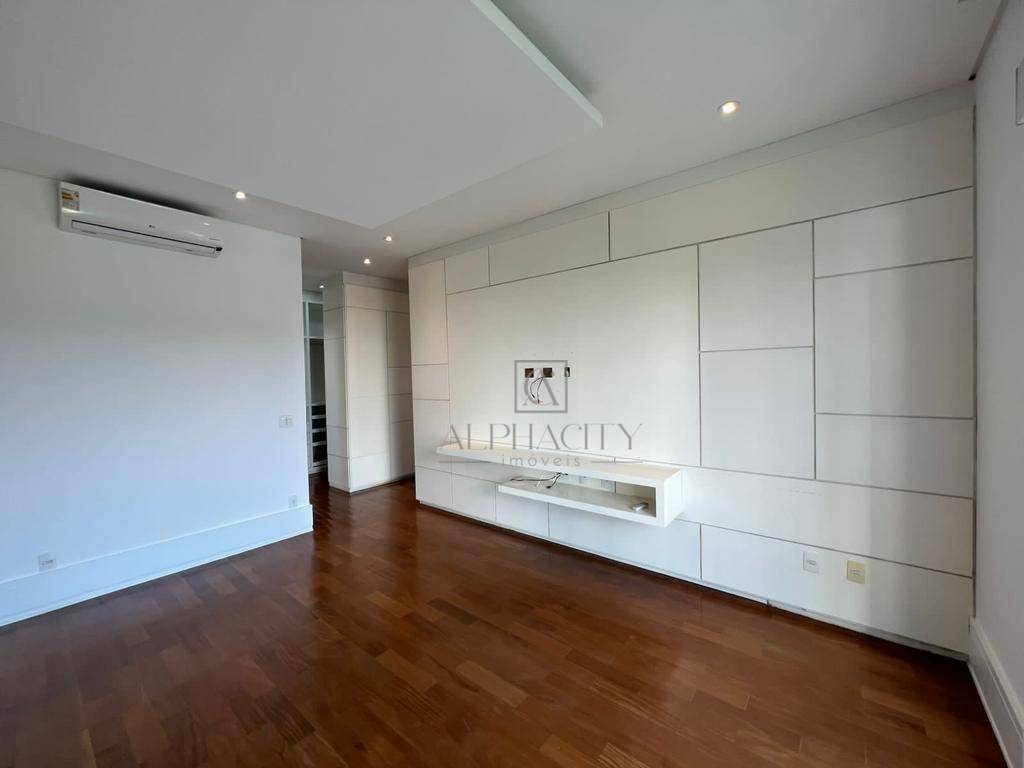 Apartamento à venda com 3 quartos, 284m² - Foto 25