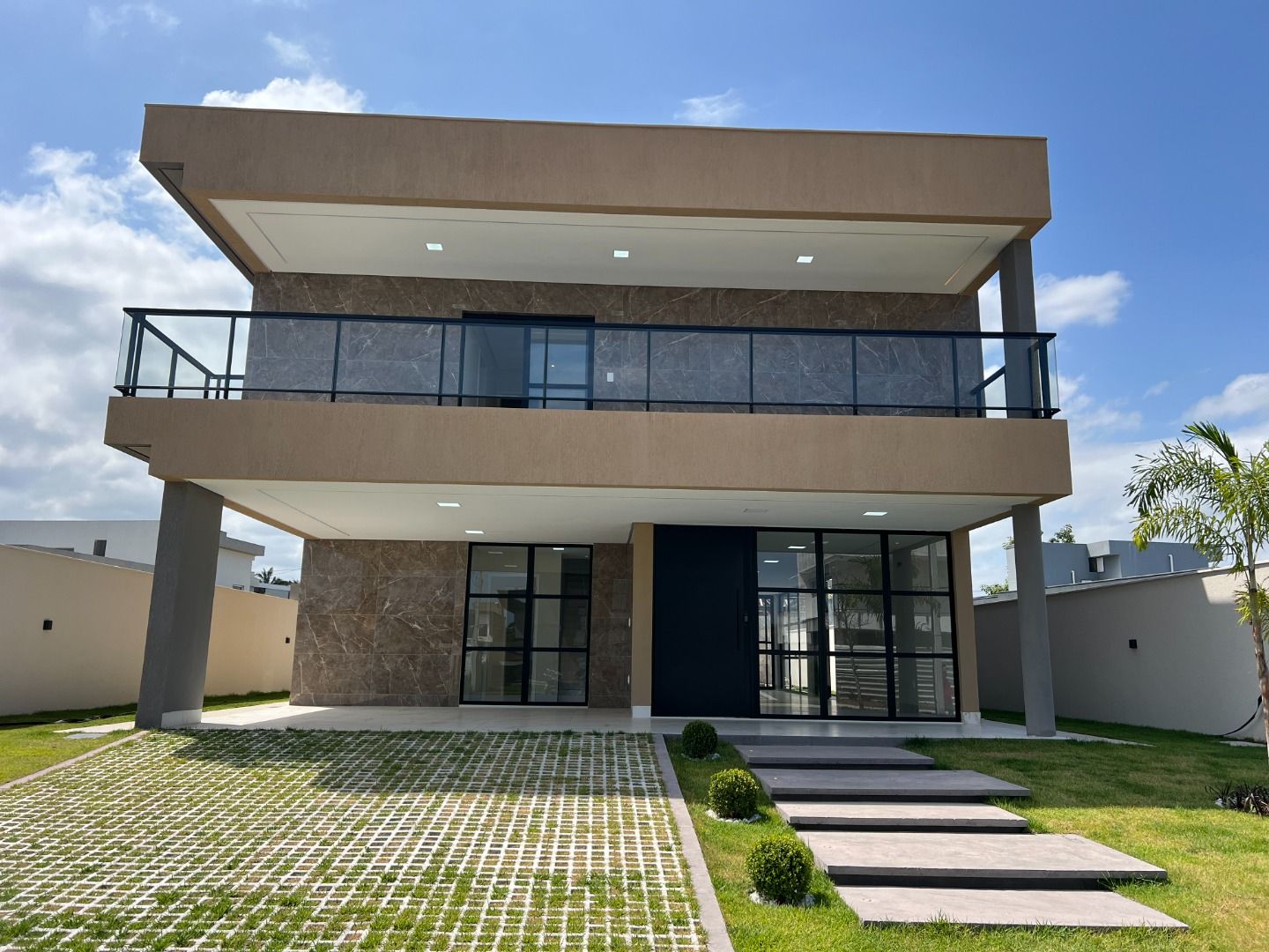 Casa de Condomínio à venda com 5 quartos, 318m² - Foto 8