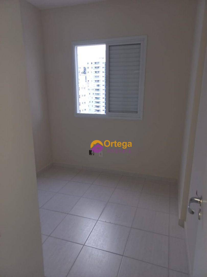 Apartamento à venda com 2 quartos, 72m² - Foto 8