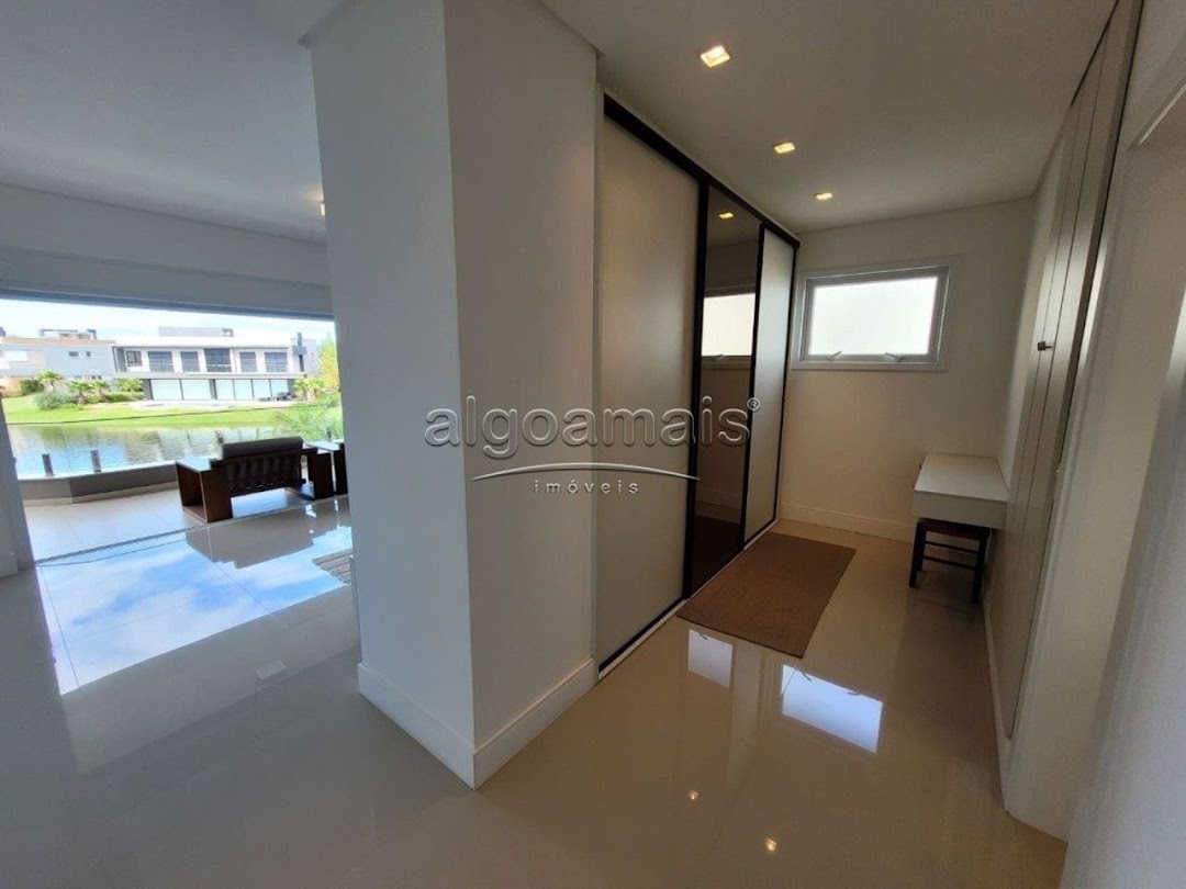 Casa de Condomínio à venda com 5 quartos, 380m² - Foto 33