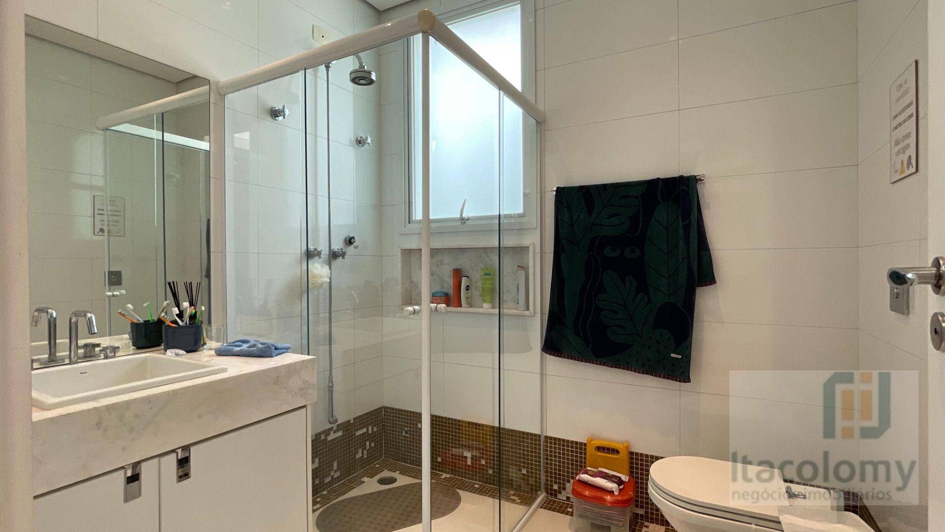 Casa de Condomínio à venda com 4 quartos, 411m² - Foto 32