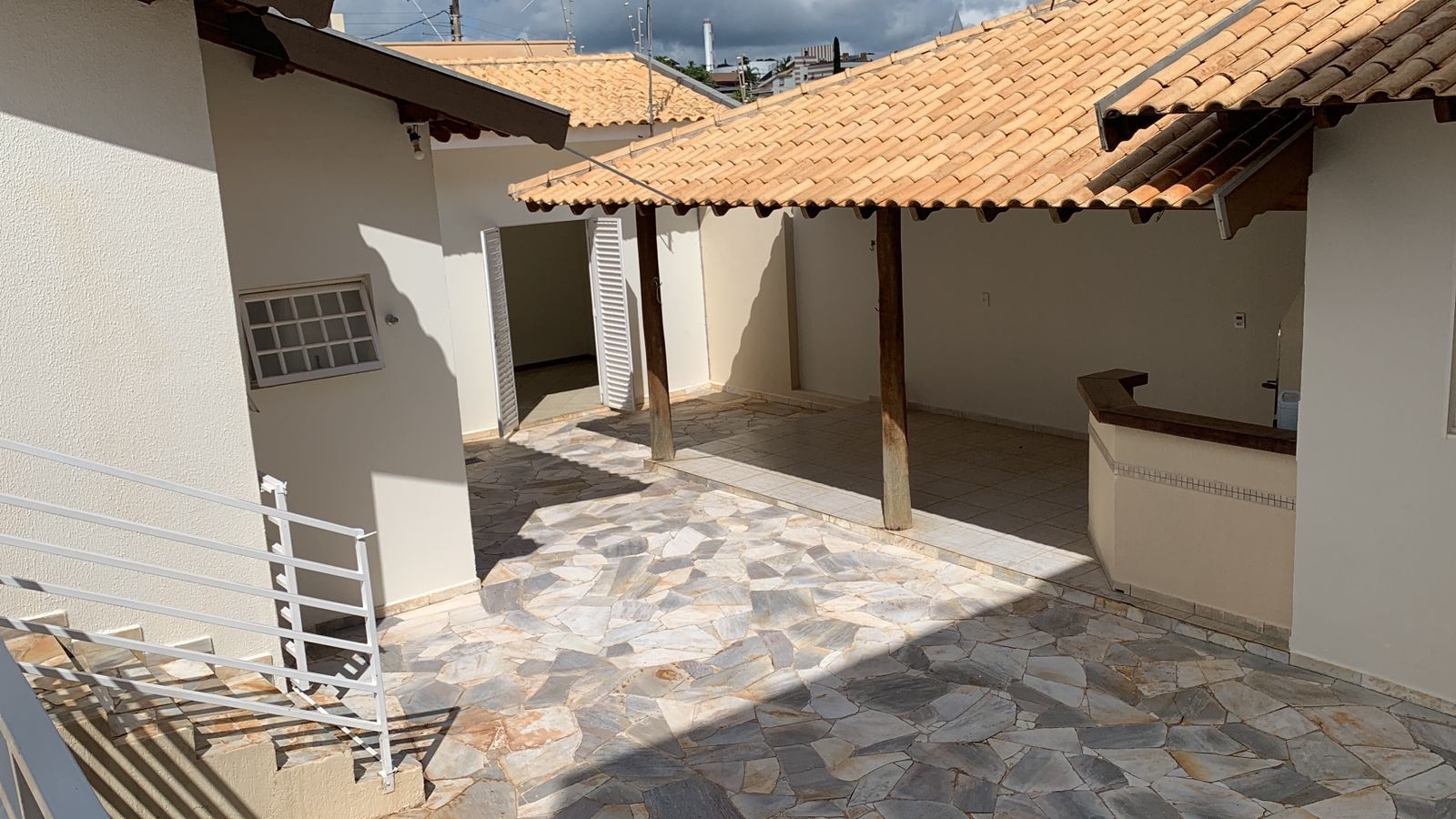 Casa à venda com 3 quartos, 300m² - Foto 16