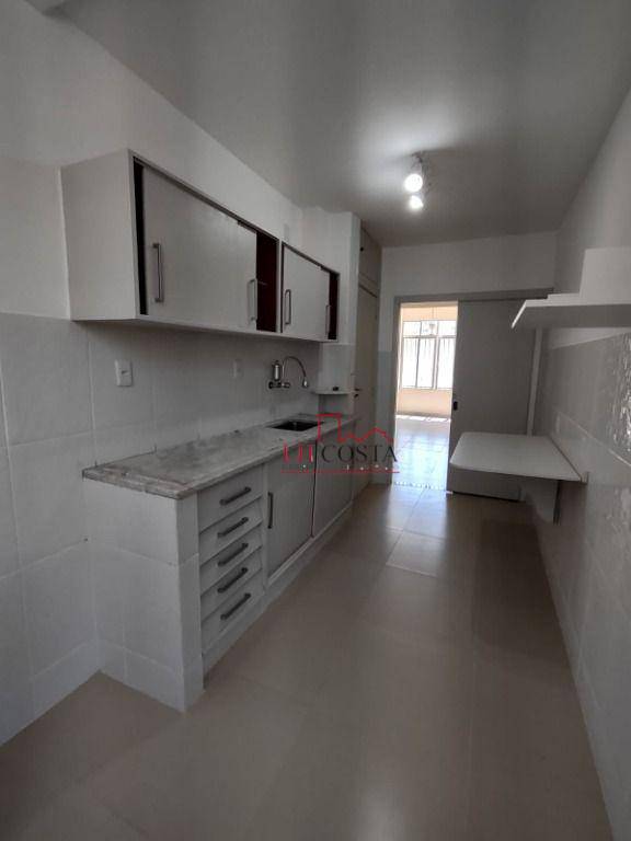 Apartamento à venda com 2 quartos, 70m² - Foto 20