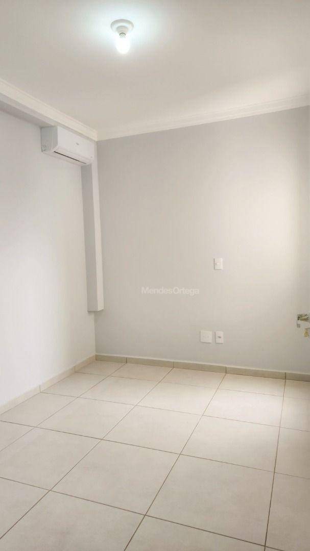 Apartamento à venda com 2 quartos, 70m² - Foto 13