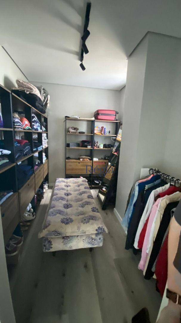 Casa de Condomínio à venda com 4 quartos, 248m² - Foto 35