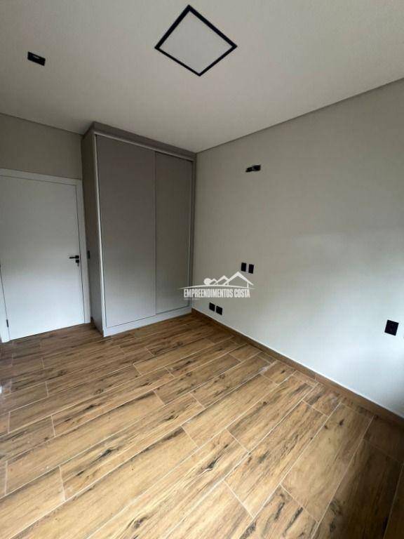 Casa de Condomínio à venda com 3 quartos, 206m² - Foto 17