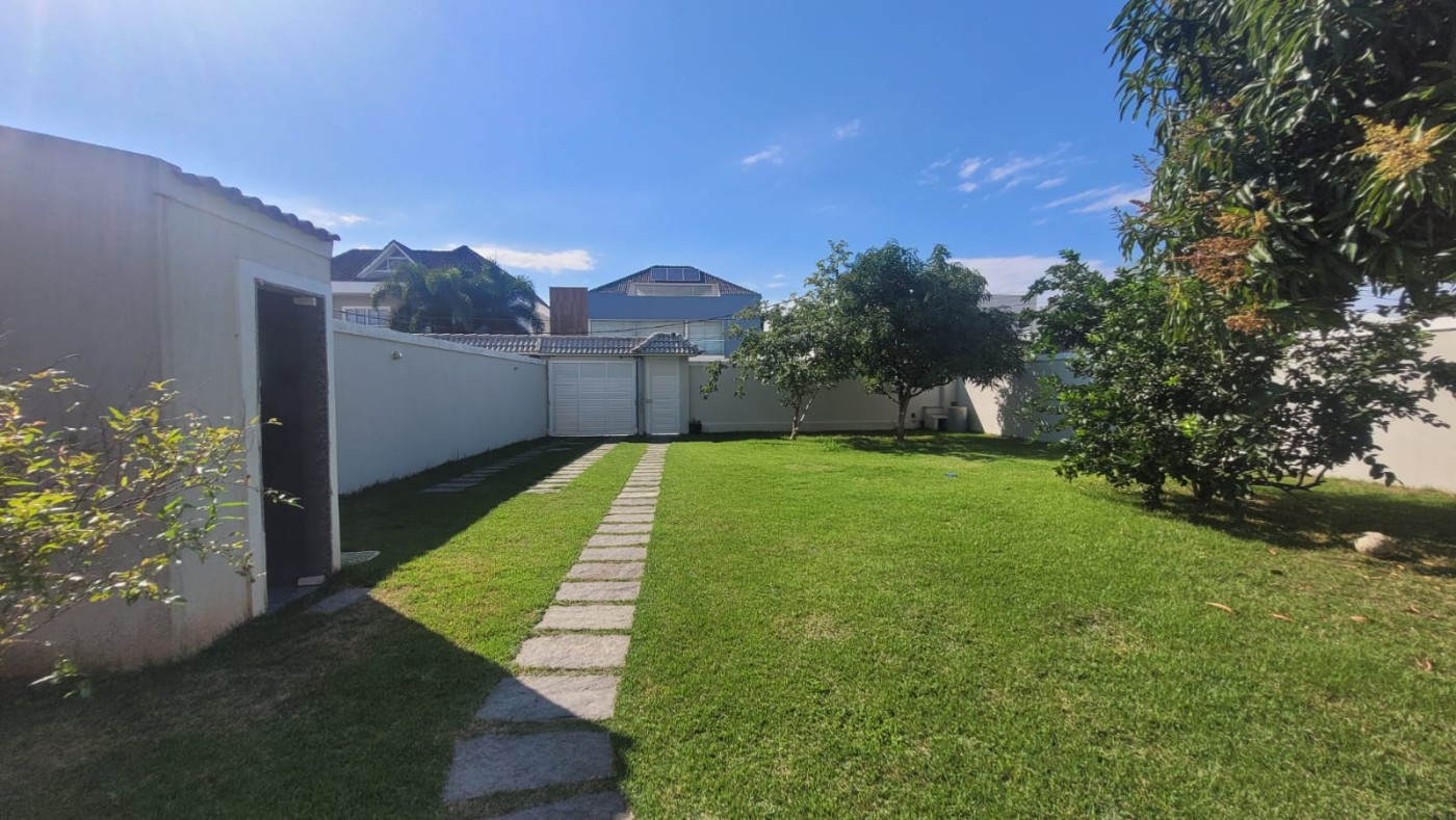 Casa de Condomínio à venda com 2 quartos, 360m² - Foto 20