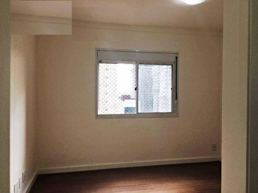 Apartamento à venda com 3 quartos, 96m² - Foto 4