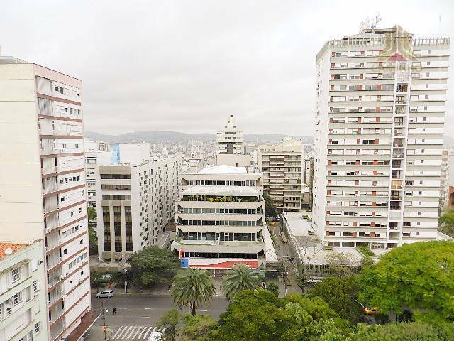 Apartamento à venda com 3 quartos, 218m² - Foto 7