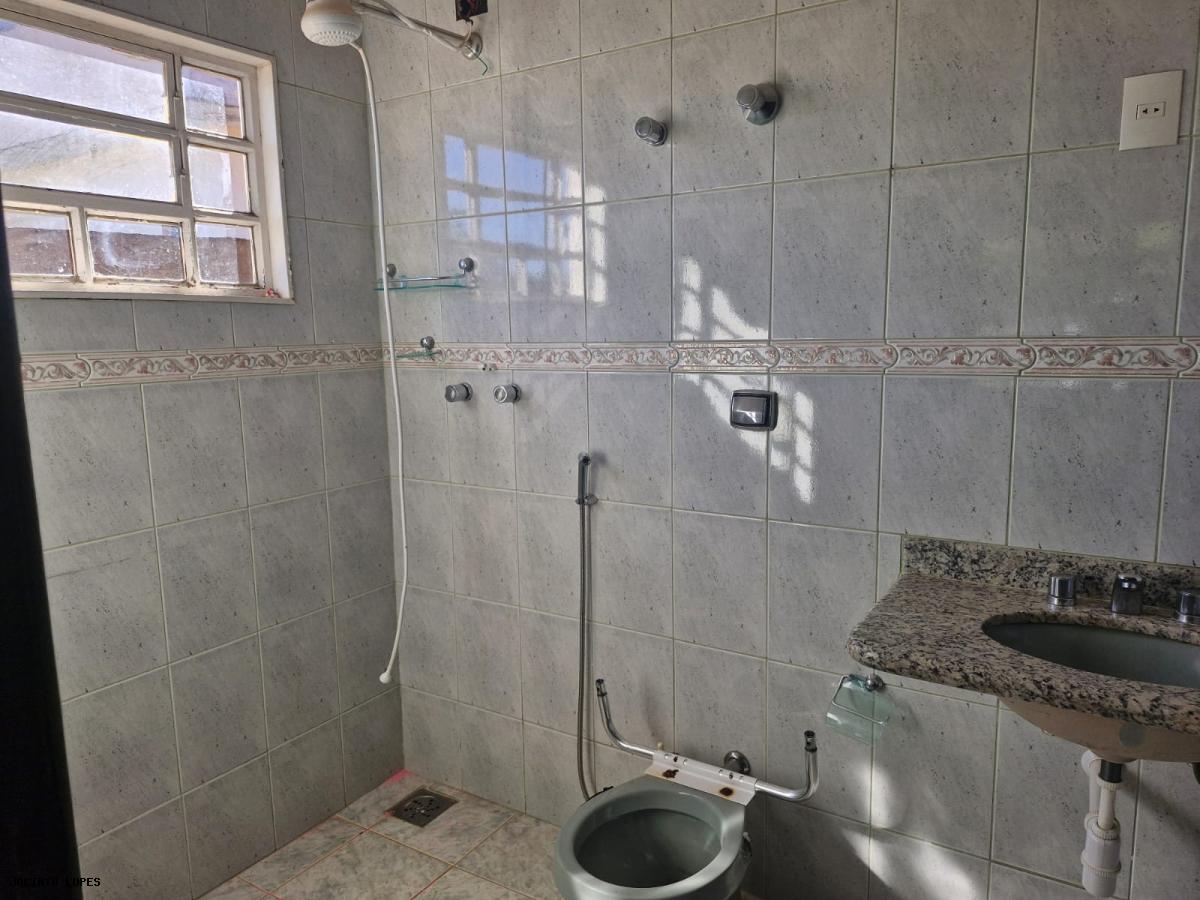 Casa de Condomínio à venda com 3 quartos, 200m² - Foto 28