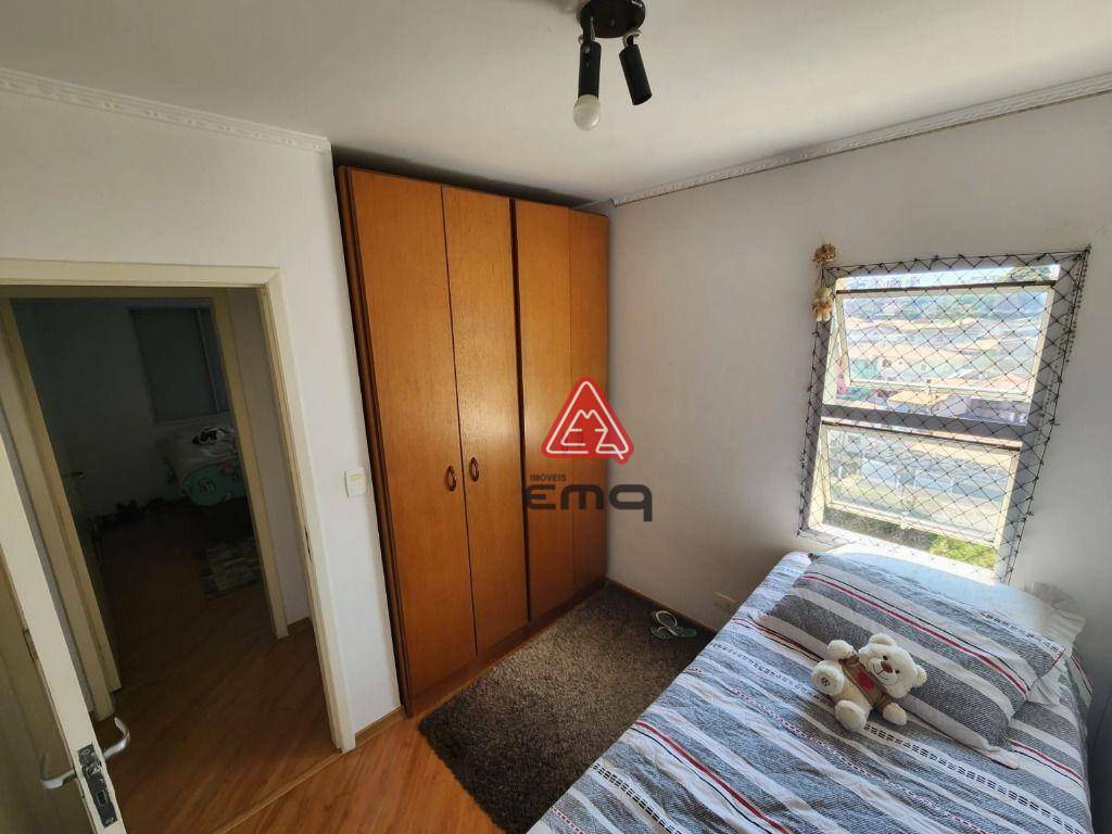 Apartamento para alugar com 3 quartos, 70m² - Foto 3