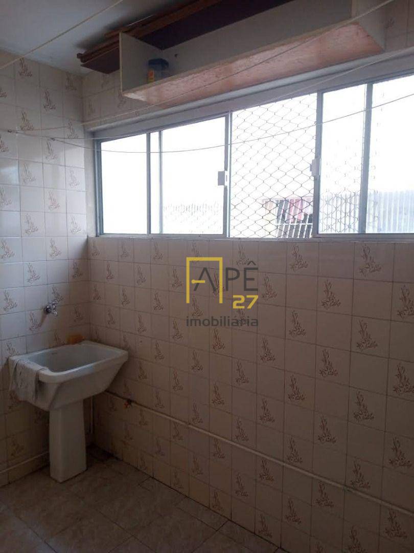 Apartamento à venda com 2 quartos, 70m² - Foto 9