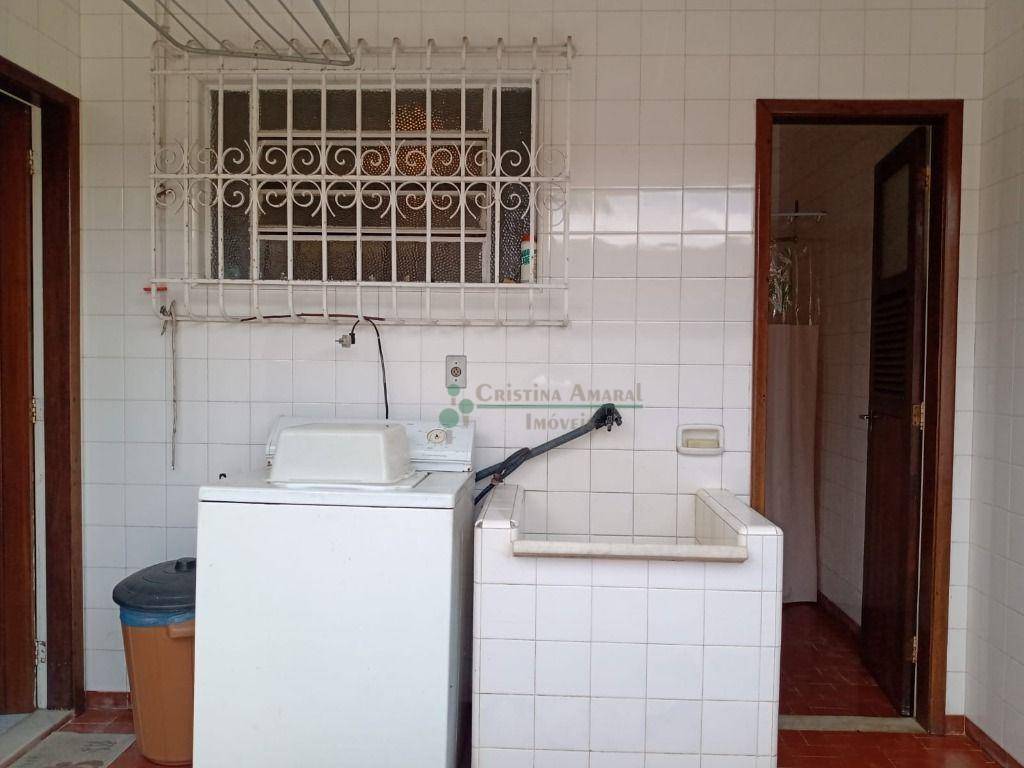 Casa à venda com 3 quartos, 300m² - Foto 47