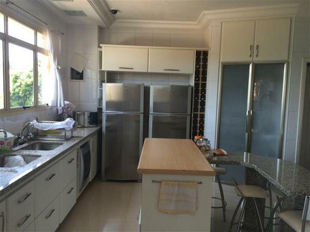 Apartamento à venda com 3 quartos, 296m² - Foto 9