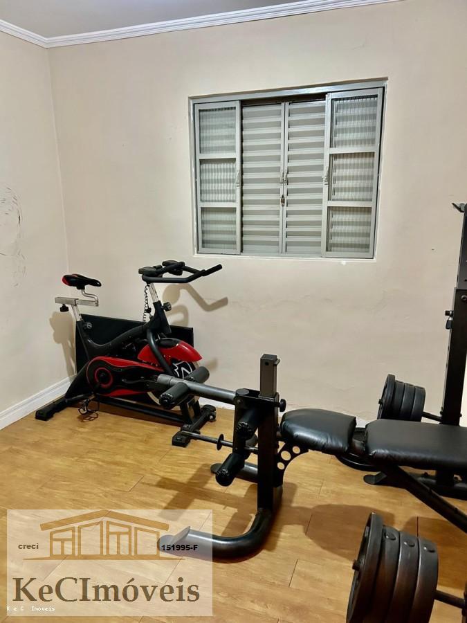 Casa à venda com 5 quartos, 170m² - Foto 19