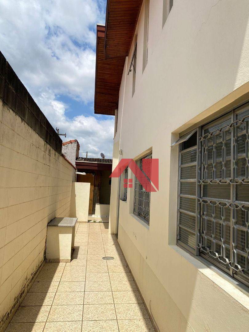 Casa à venda com 3 quartos, 180m² - Foto 11