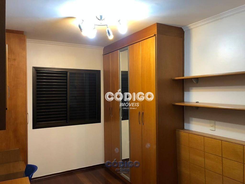 Apartamento à venda com 3 quartos, 146m² - Foto 17