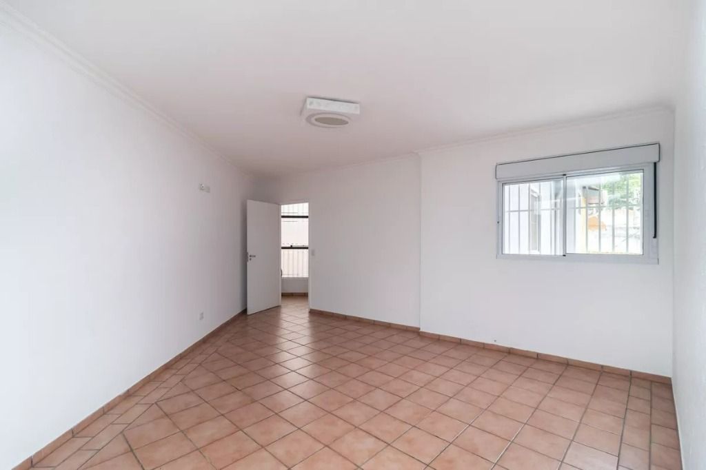 Casa à venda com 2 quartos, 300m² - Foto 19