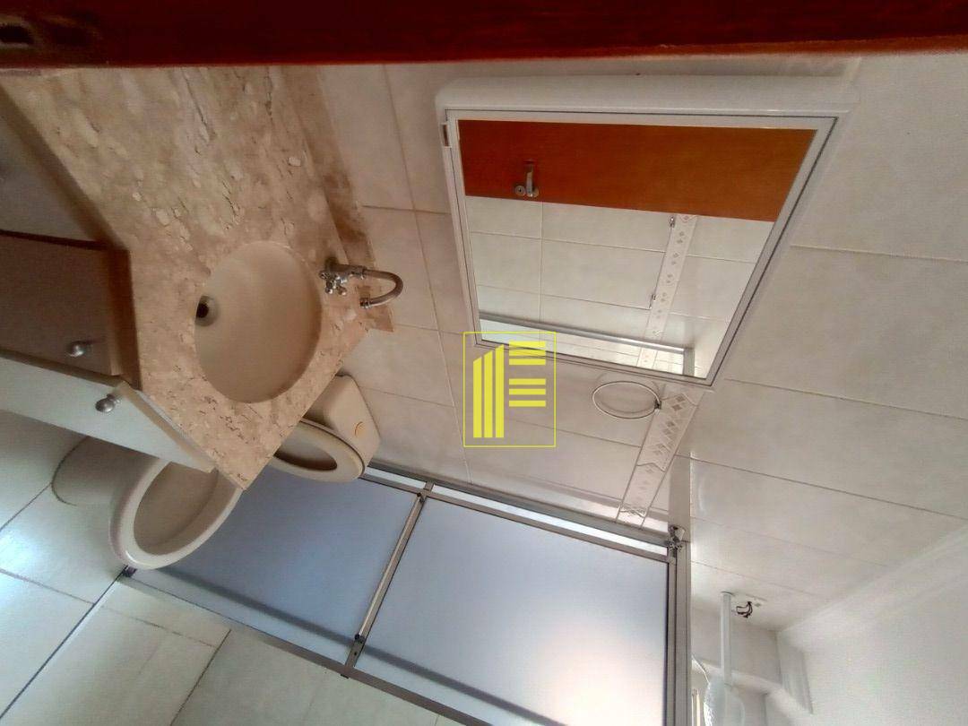 Apartamento para alugar com 2 quartos, 65m² - Foto 16