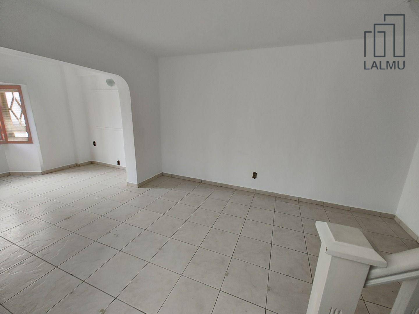 Sobrado para alugar com 3 quartos, 180m² - Foto 8