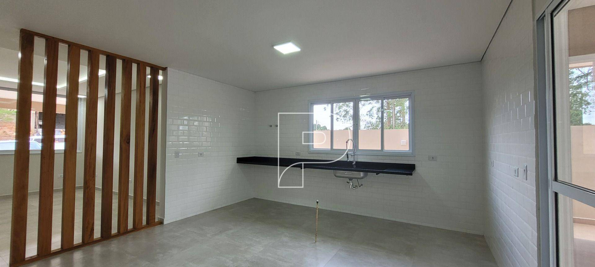 Casa de Condomínio à venda com 3 quartos, 227m² - Foto 3