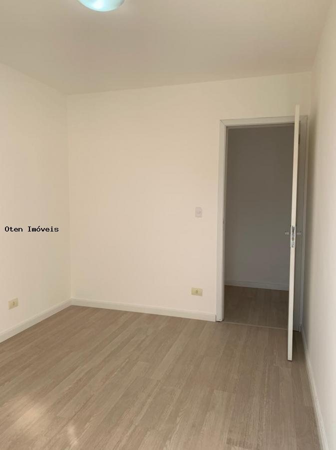 Apartamento à venda com 3 quartos, 110m² - Foto 15