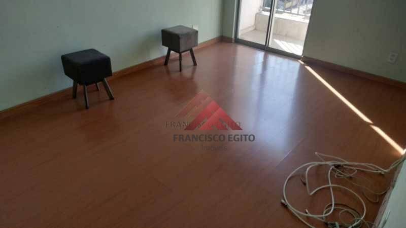 Apartamento à venda com 2 quartos, 54m² - Foto 3