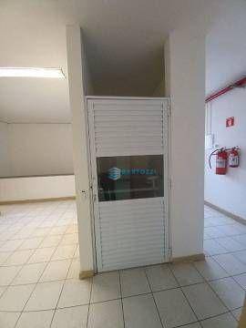 Prédio Inteiro para alugar, 850m² - Foto 9