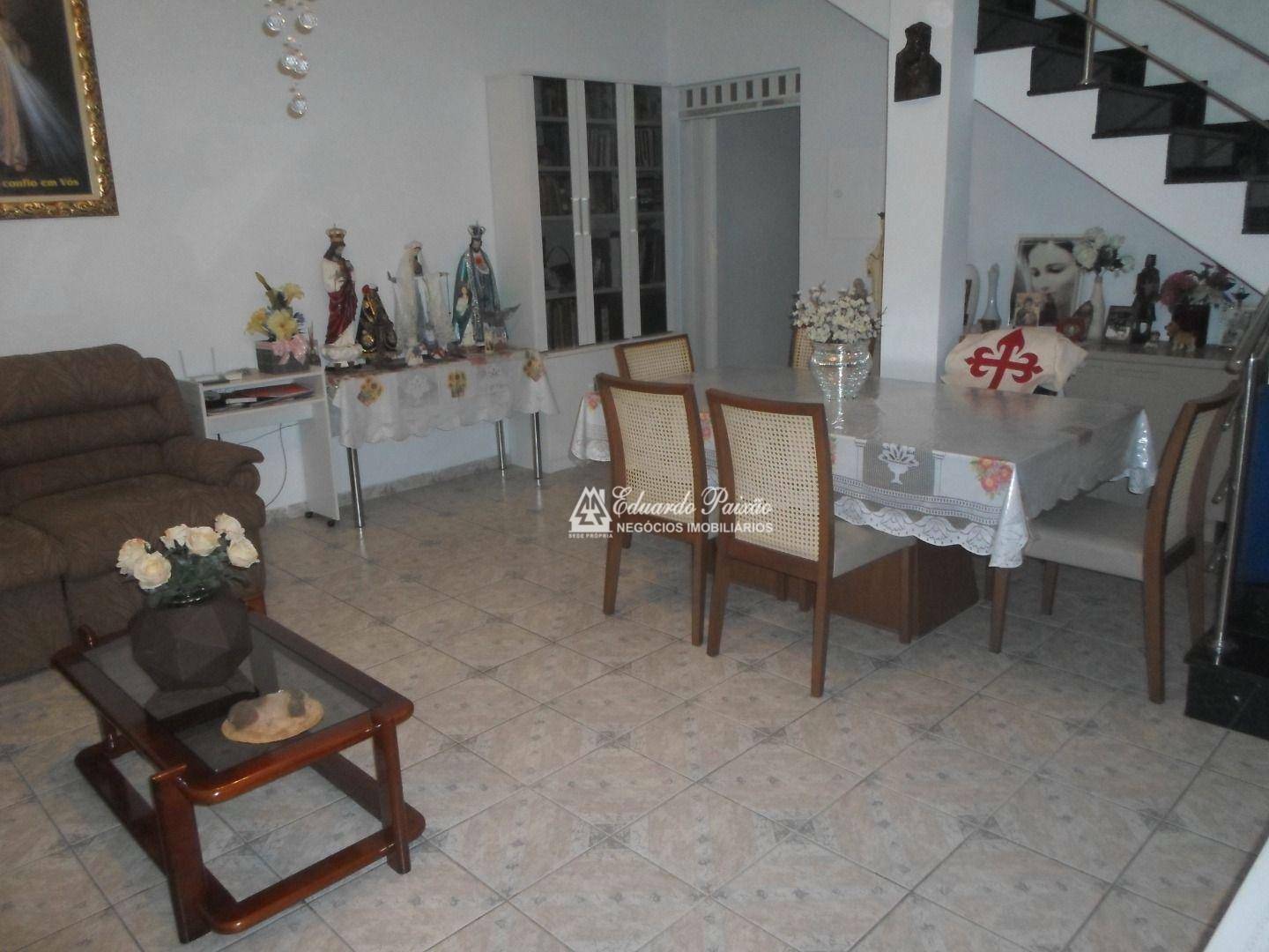 Sobrado à venda com 3 quartos, 240m² - Foto 4