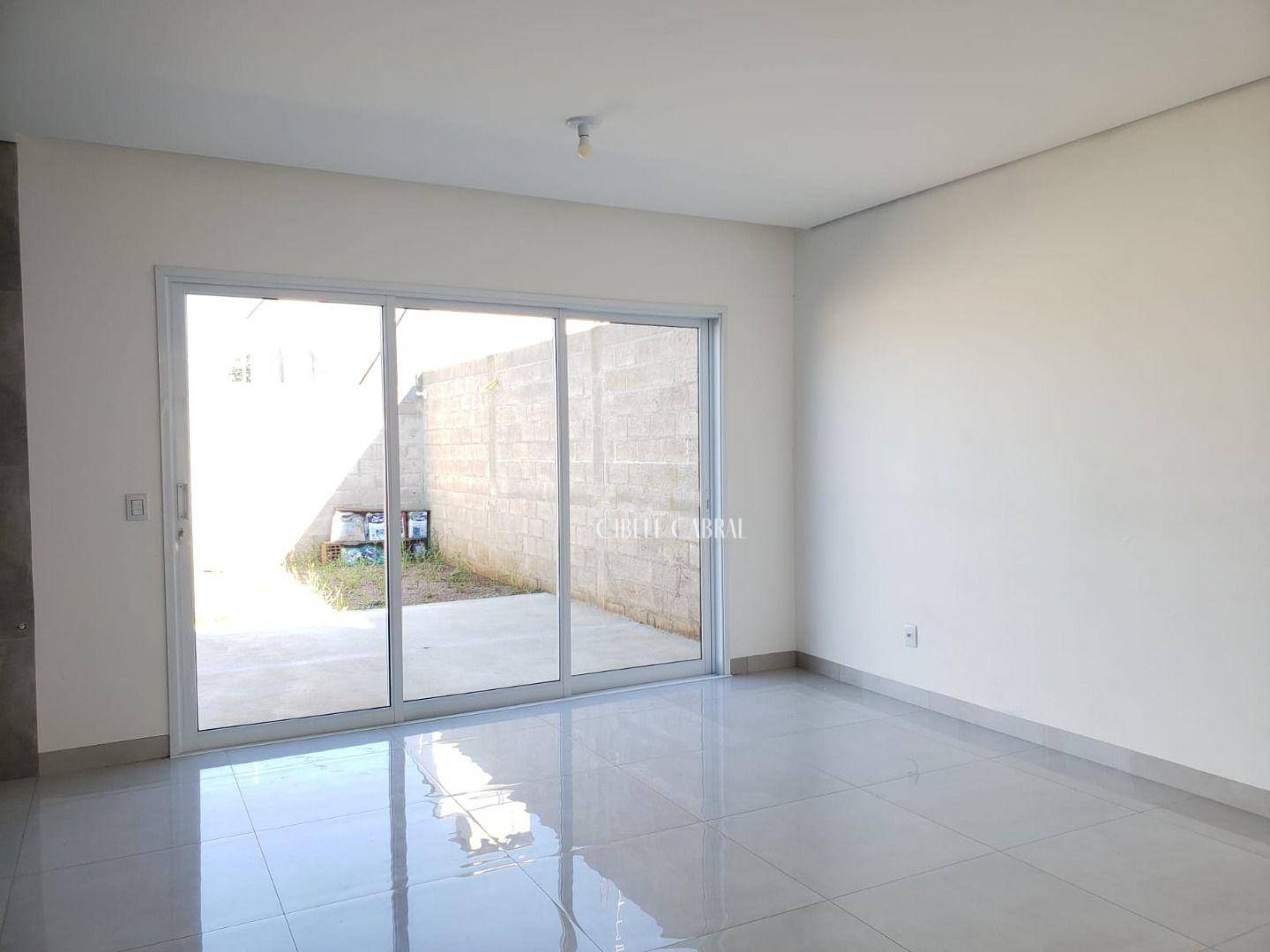 Casa à venda com 4 quartos, 210m² - Foto 17