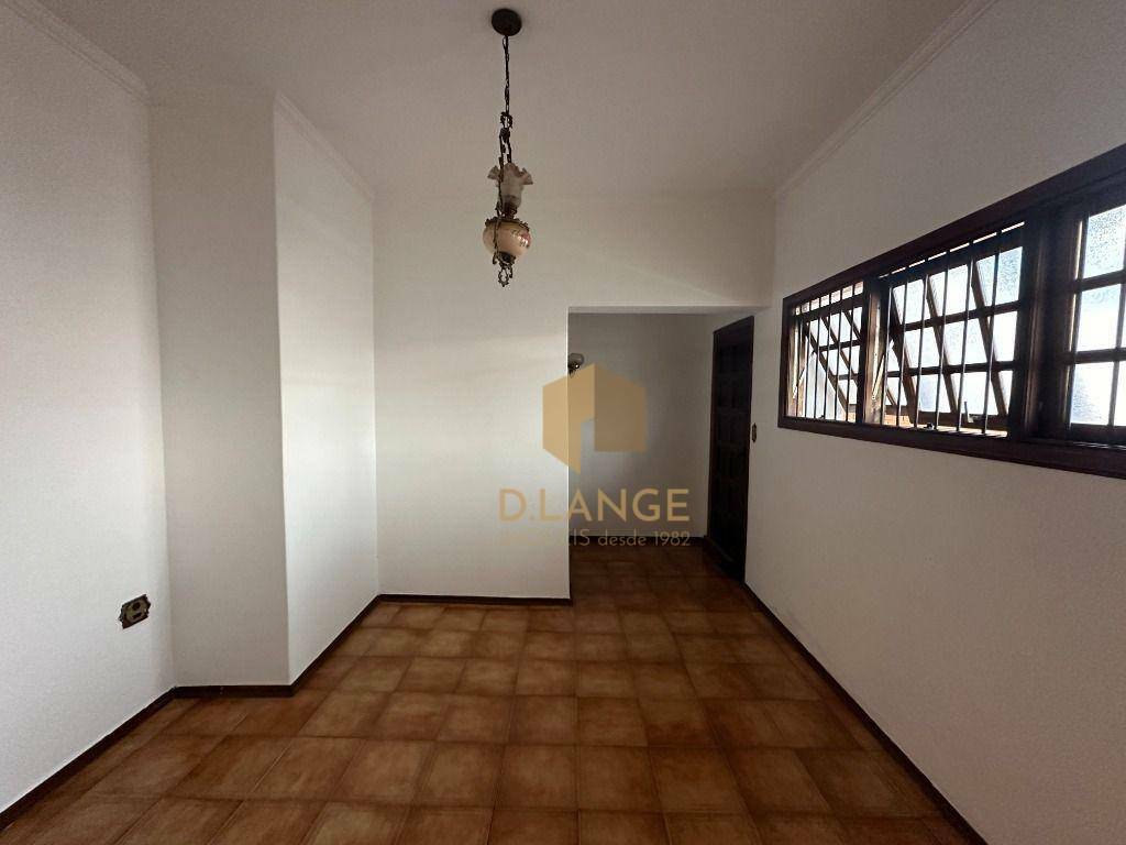 Casa à venda com 4 quartos, 250m² - Foto 5