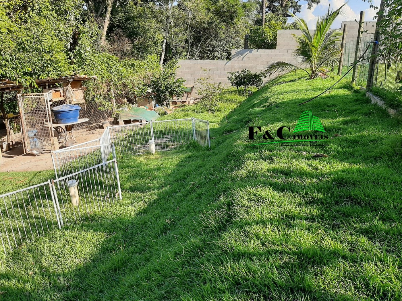 Chácara à venda com 2 quartos, 630m² - Foto 22