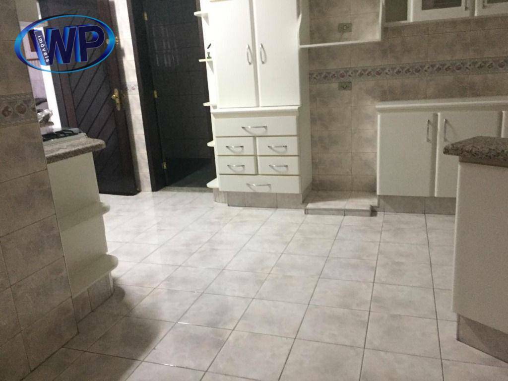 Sobrado à venda com 3 quartos, 274m² - Foto 5