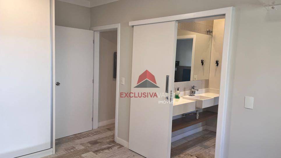 Casa de Condomínio à venda com 3 quartos, 405m² - Foto 19