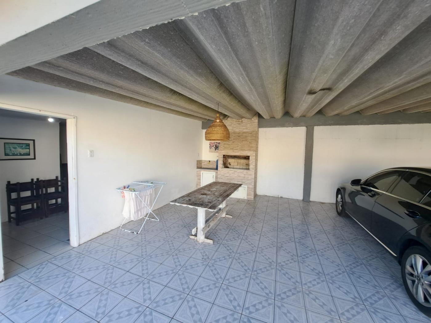 Casa à venda com 4 quartos, 300m² - Foto 18