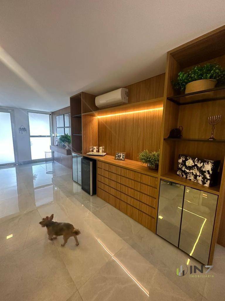 Sobrado à venda com 4 quartos, 191m² - Foto 1