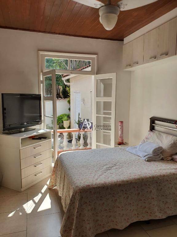 Casa à venda com 3 quartos, 250M2 - Foto 6