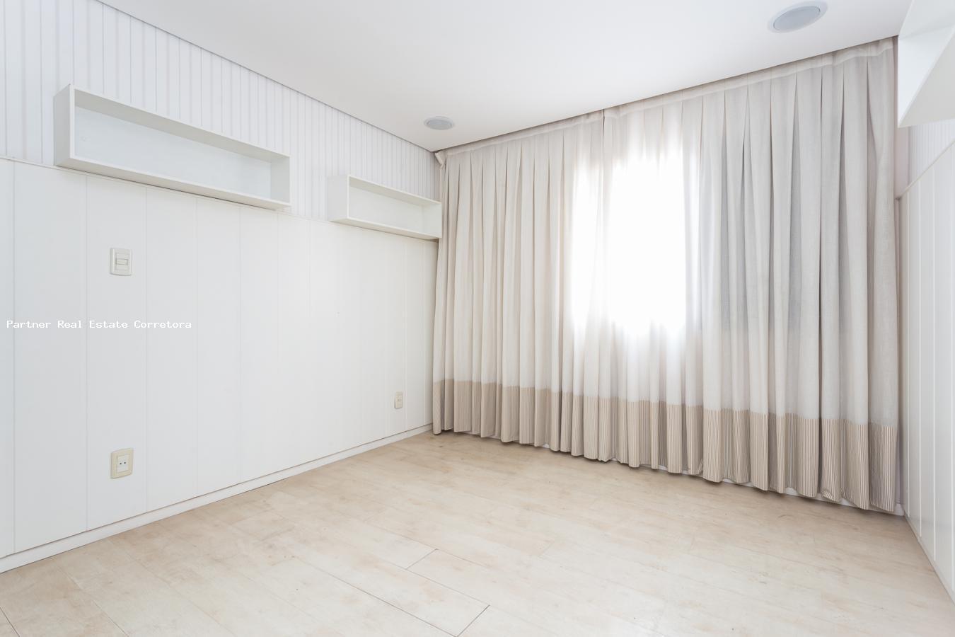 Cobertura à venda com 3 quartos, 249m² - Foto 11