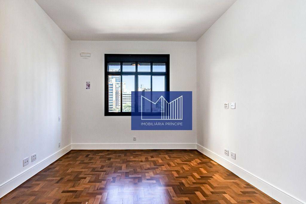 Apartamento à venda com 3 quartos, 212m² - Foto 17