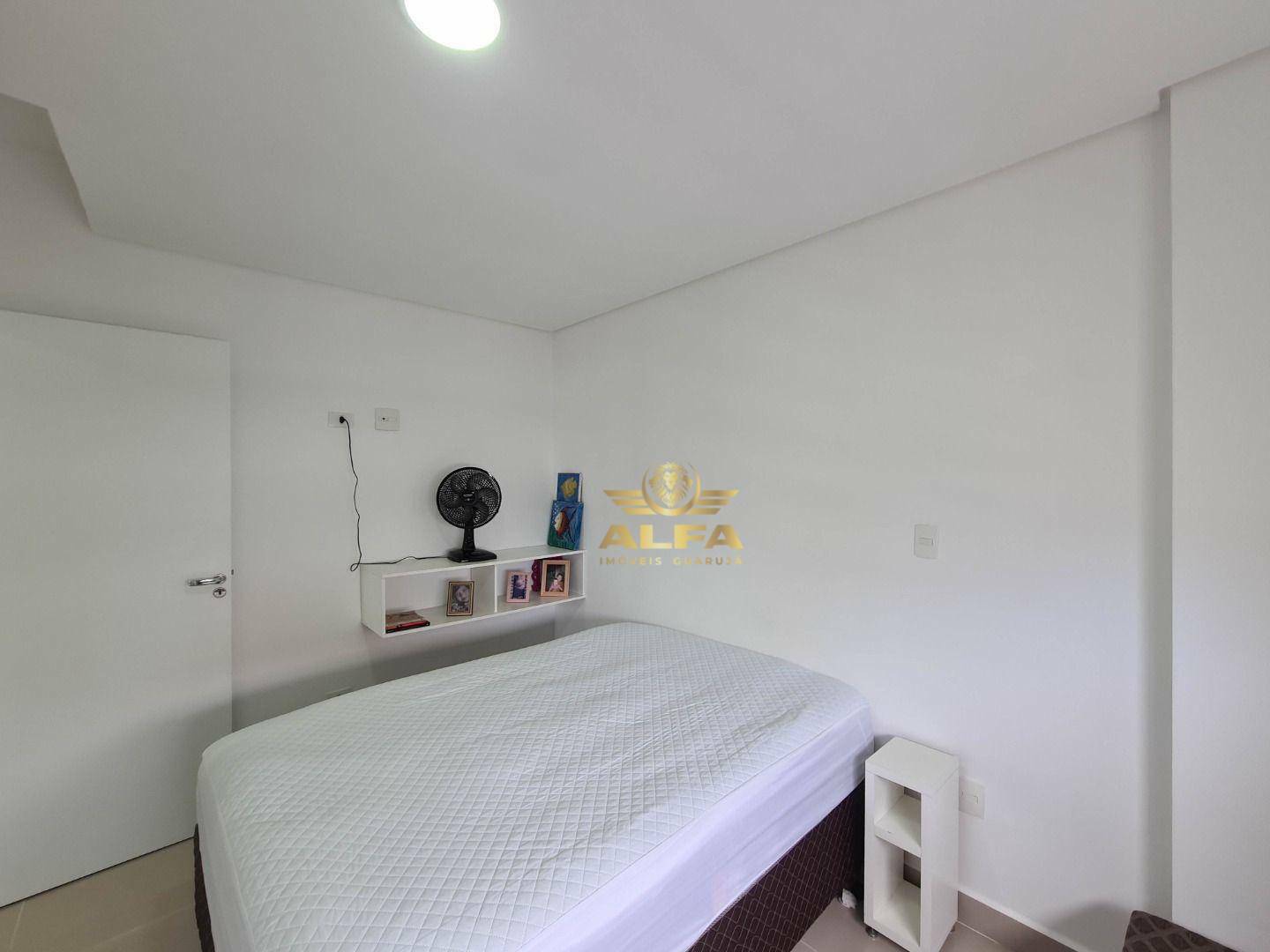 Apartamento à venda com 2 quartos, 70m² - Foto 18