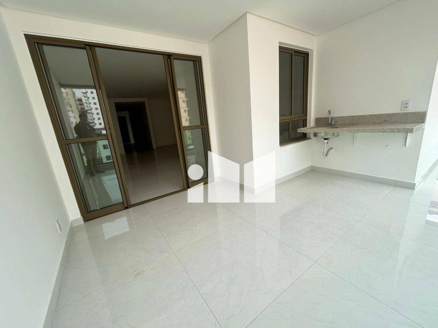 Apartamento à venda com 4 quartos, 150m² - Foto 11