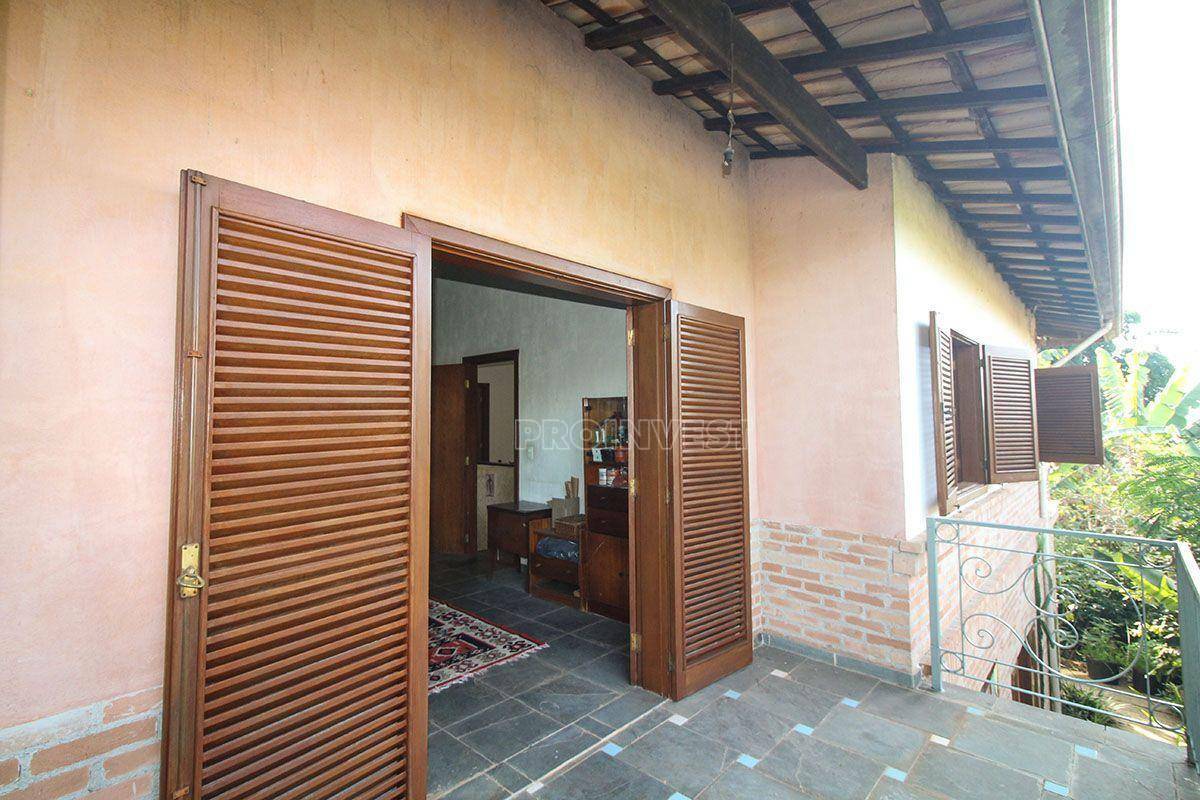 Casa de Condomínio à venda com 3 quartos, 369m² - Foto 31