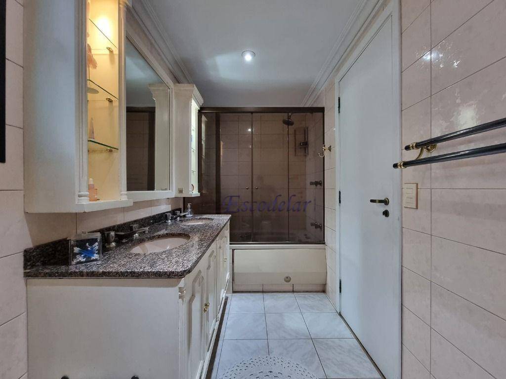 Apartamento à venda com 3 quartos, 134m² - Foto 13