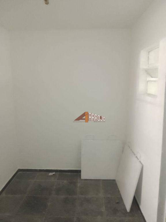 Sobrado à venda com 2 quartos, 148m² - Foto 11