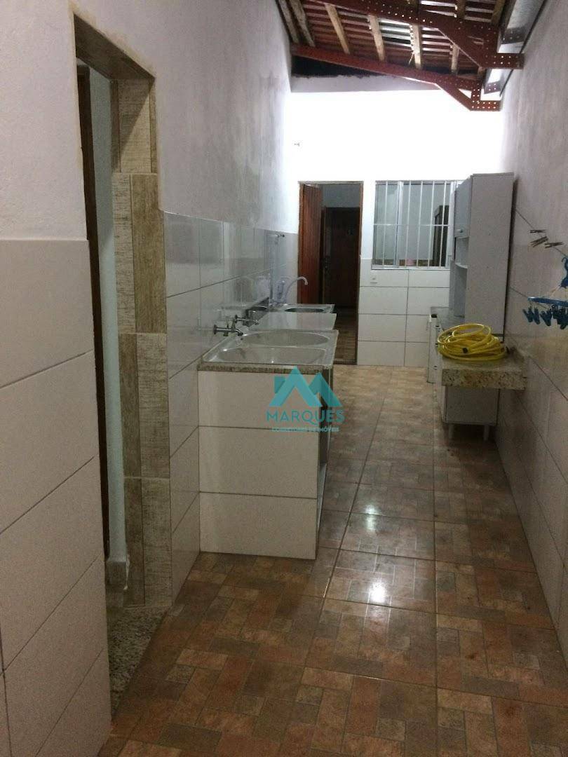 Chácara à venda com 4 quartos, 150m² - Foto 23