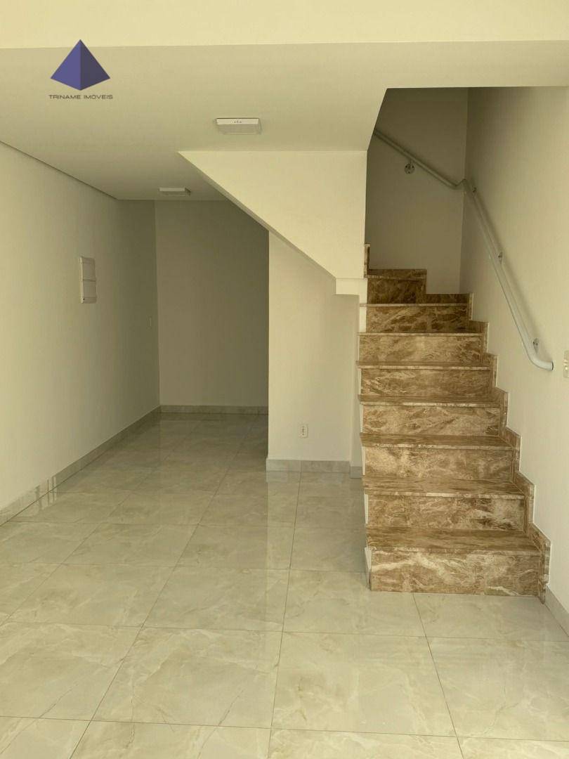 Sobrado à venda com 2 quartos, 55m² - Foto 2