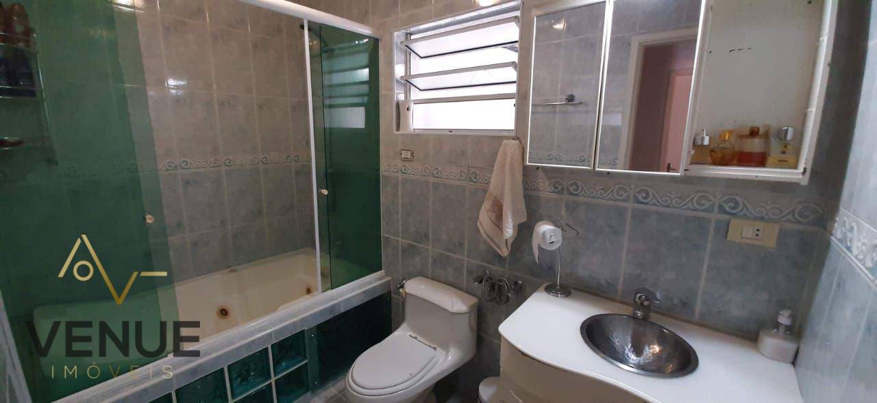 Sobrado à venda com 4 quartos, 260M2 - Foto 18