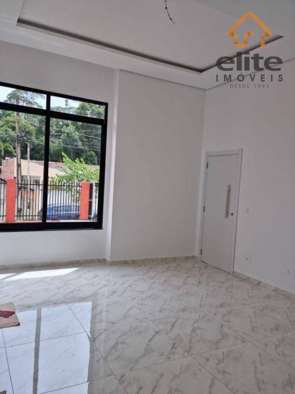 Casa à venda com 3 quartos, 98m² - Foto 4